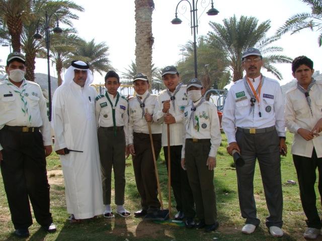 كشافة الفلاح في نظافة البلد الحرام 