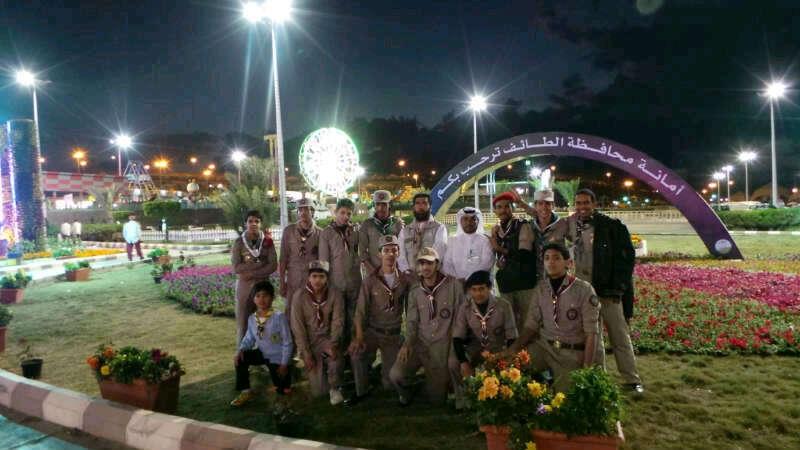 شكر أستاذ النشاط لكشافة ثانوية الأمير محمد لمشاركتهم في مهرجان الورد 