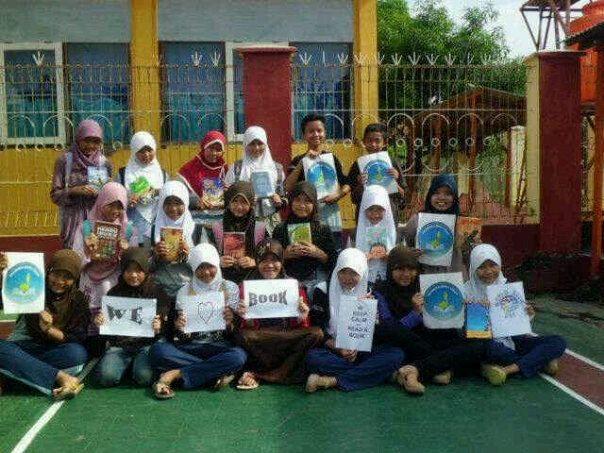 Prabuhi Promoting World Book Day 2013