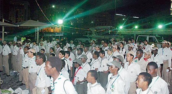 300 رسول سلام في خدمة زوار المسجد النبوي الشريف