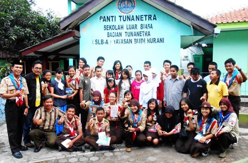 Reading Date with New Friends in Special School for Blind Student in Sukabumi 