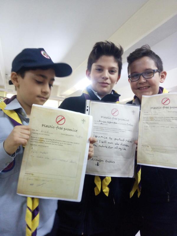 CAP : extra 04 : " PLASTIC FREE PROMISE"