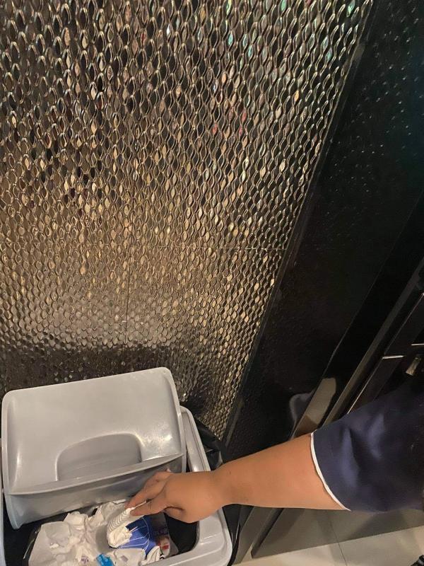 ทิ้งขยะ