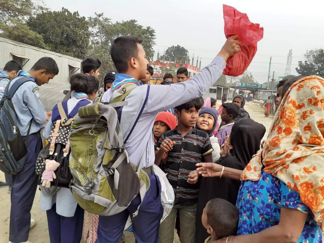 শীতবস্ত্র প্রদান 