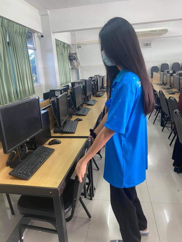 จัดโต๊ะ