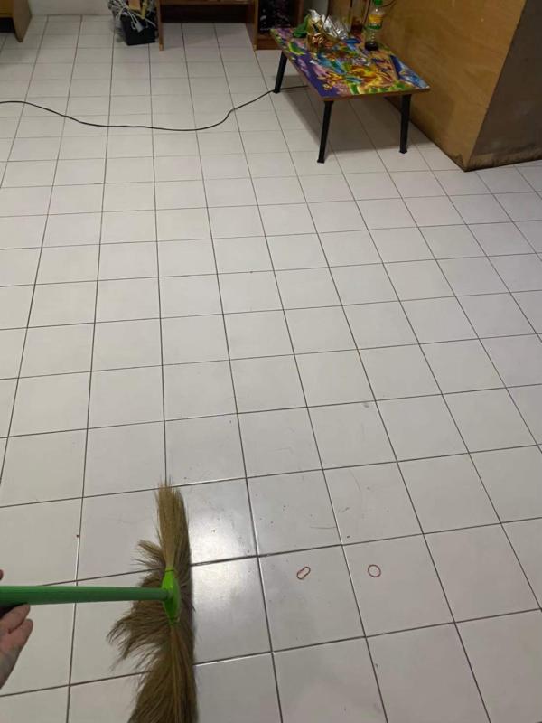 กวาดห้อง