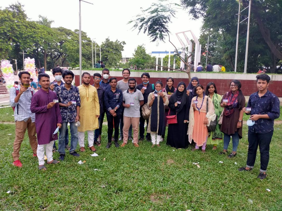 সাপ্তাহিক ক্রুমিটিং