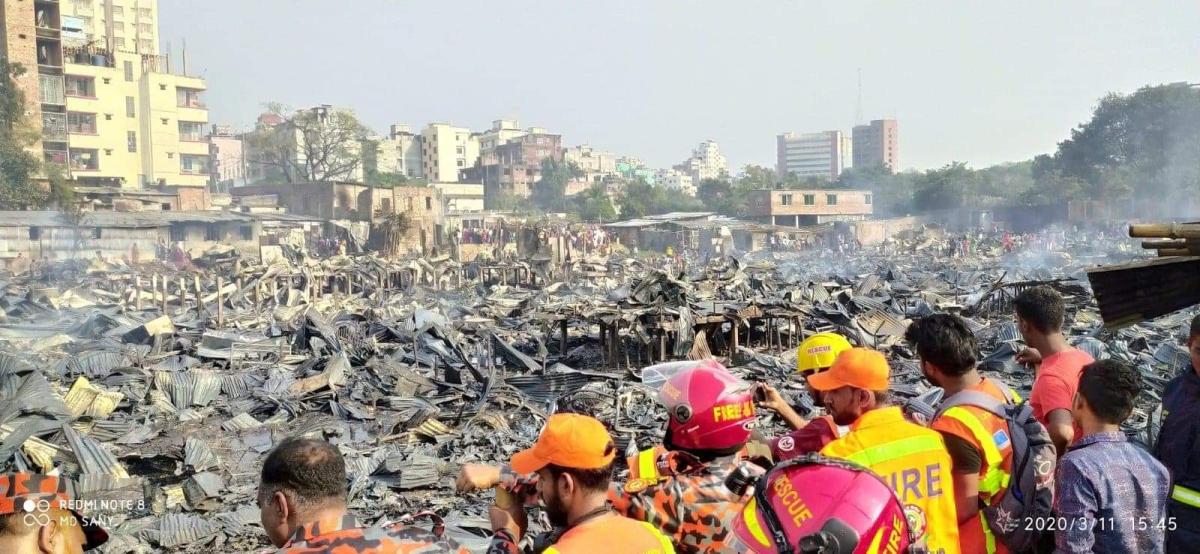 মিরপুর রুপনগর বস্তিতে আগুন