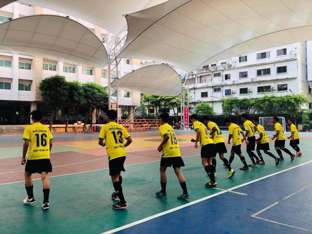 แข่ฃฟุตซอลวิทยาลัย