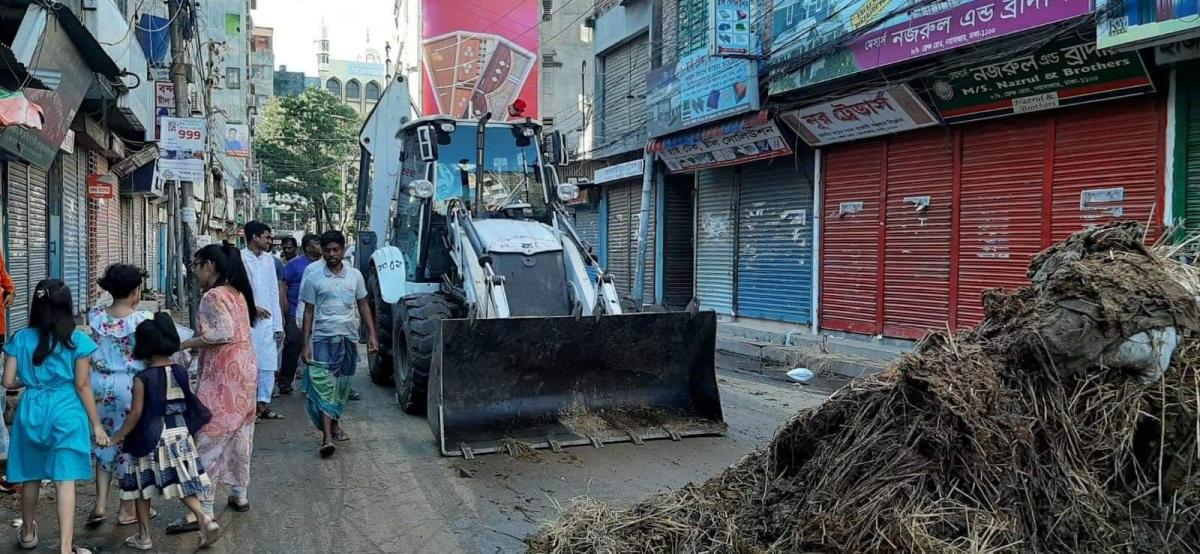 কোরবানি পশুর হাটের বজ্য অপসারন