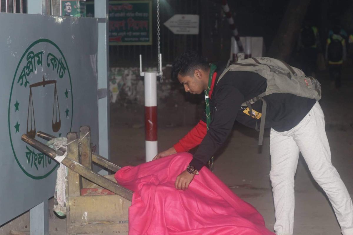 শীতবস্ত্র বিতরণ।