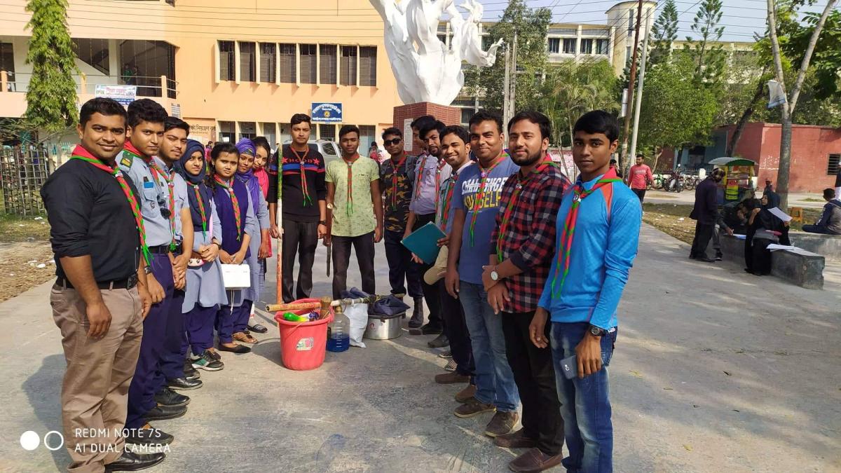 ক্যাম্পাসে পরিচ্ছন্নতা অভিযান 