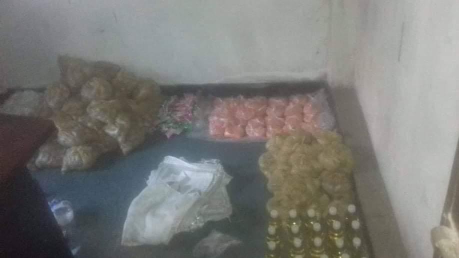 ত্রান প্যাকেটিং 