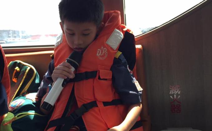 Singng on the boat
