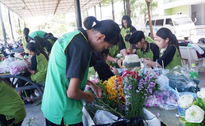 กิจกรรมทำพานไหว้ครู