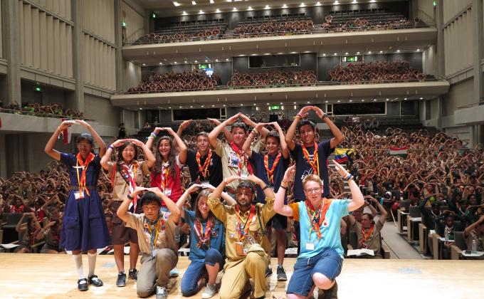 HAVE A PEACE SCOUT WORLD