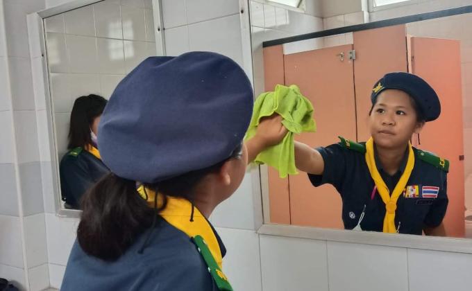 ทำความสะอาดกระจก