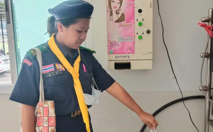 ทิ้งขยะให้ลงถัง