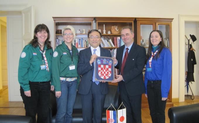 Croatian scouts visited the Embassy of Japan