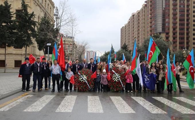 Scouts of Azerbaijan and Turkey  have marched to "Khojaly Genocide Memorial" in Baku