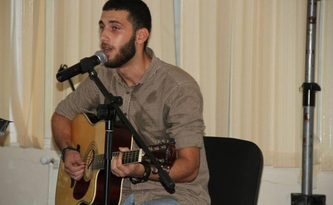 Great performance of Rovshan - scout of Azerbaijan  in front of the audience.