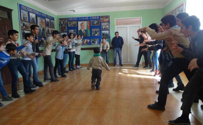  “Mübarizlər” ( Mubarizlar ) Scout group members gathered together to celebrate "World Thinking Day" .