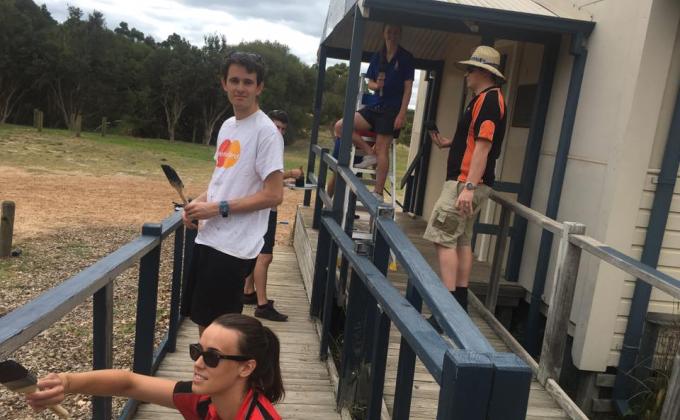 SandMoot 2016 - Rover Scouts giving service (Australia)