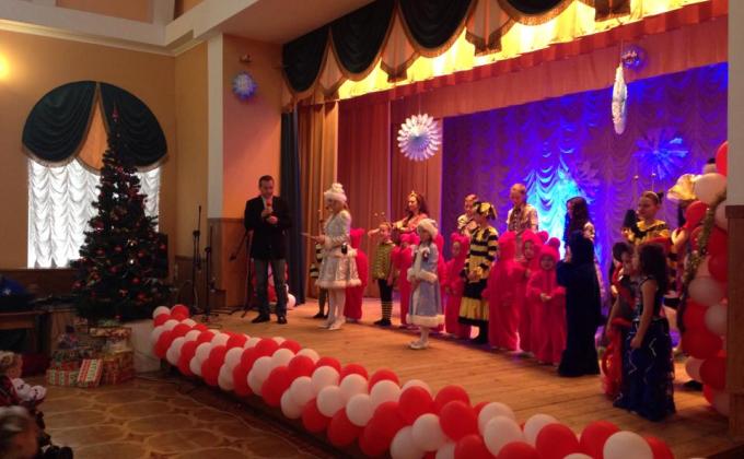 Christmas tale "How the scouts were looking for magic clock."