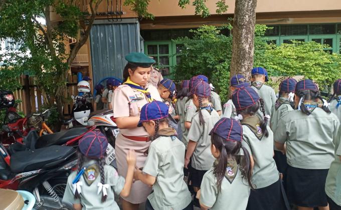 บำเพ็ญประโยชน์