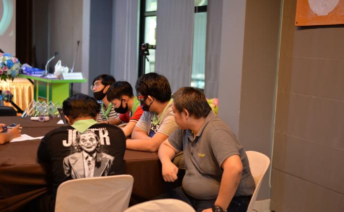 เข้าค่ายสานจัดทำโครงงานธุรกิจ