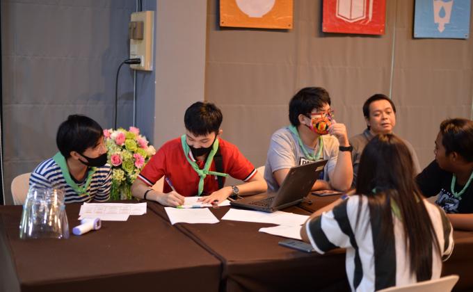 เป็นวิทยากรอบรมการจัดองค์ประกอบภาพ