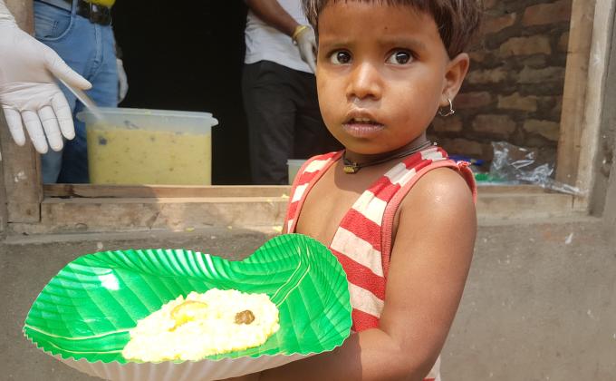 Cooked Food Distribution amid Covid-19 Lockdown