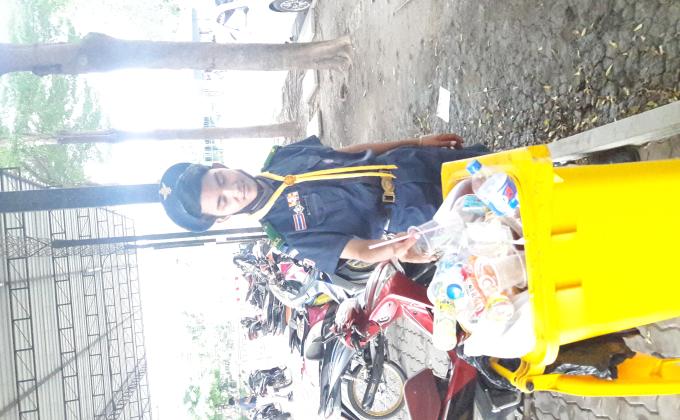 ทิ้งขยะเป็นที่