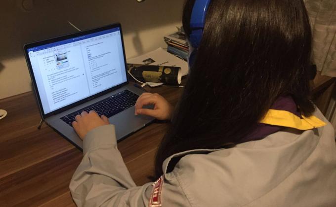 Volunteer service at library for blinds