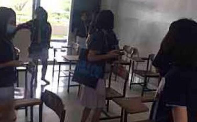 จัดโต๊ะ