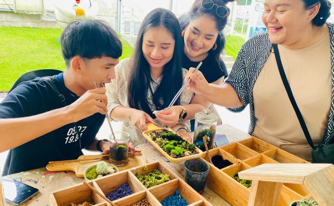 กิจกรรมศึกษาการปลูกพืชผักสวนครัวเศรษฐกิจพอเพ