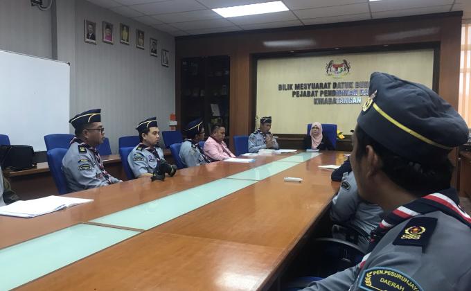 Kunjungan Hormat  - 1 Permulaan