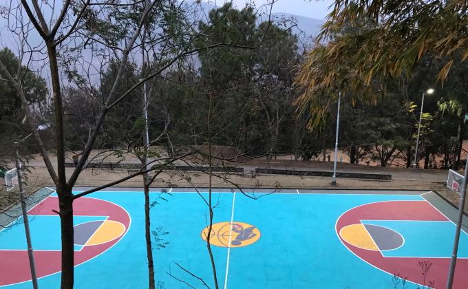 Painting college Basket ball court 