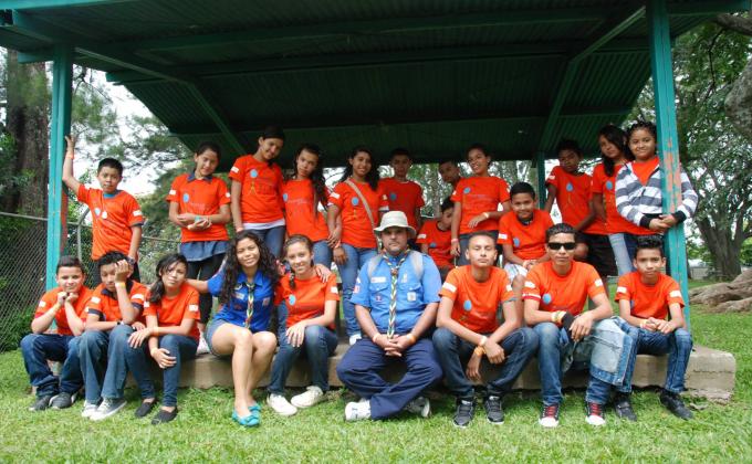 Actividad de servicio día del niño “Fundación Bien de Mujer”.
