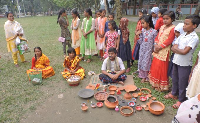 যেমন খুশি তেমন সাজো