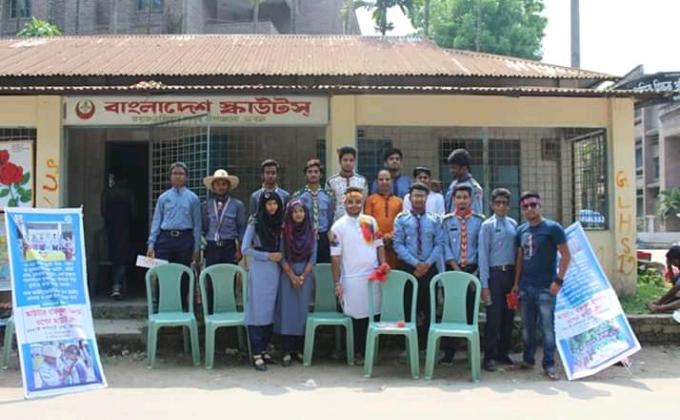 বিনামূল্যে বিশুদ্ধ পানি সরবরাহ ও আলপনা অঙ্কন