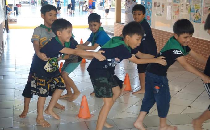 ฝึกให้รู้จักความสามัคคีภายในกลุ่ม