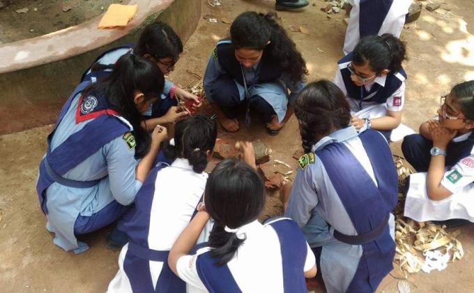 উদয়ন স্কুলের গ্রুপ ক্যাম্প