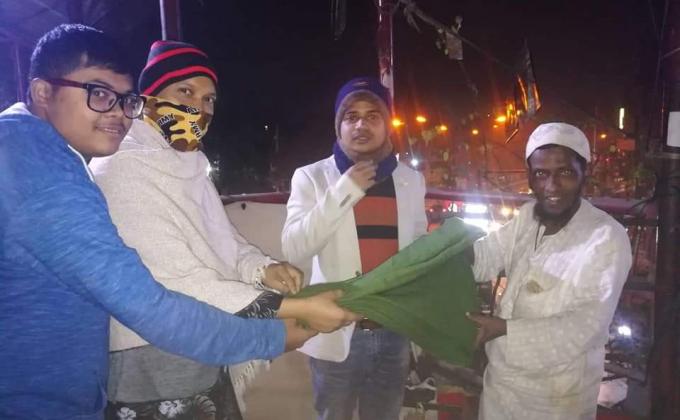 শীতবস্ত্র বিতরণ 