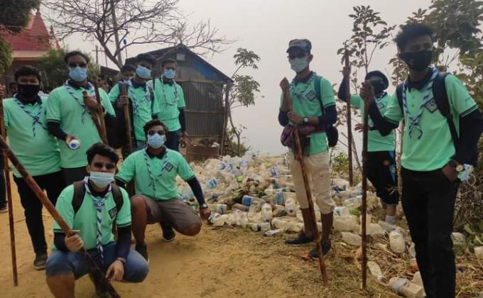 ভ্রমন হোক সুন্দর এবং পরিচ্ছন্ন ভাবে!!
যারা আমরা ভ্রমন করি তারা আমাদের ভ্রমনের বজ্র ও আর্বজনা নির্দিষ্ঠ স্থানে ফেলবো। এতে আমাদের ভ্রমন সুন্দর ও আনন্দদায়ক হবে। 

সেই সাথে প্লাস্টিক টাইড টানার্র চ্যালেঞ্জ ব্যাজ :
⭕পর্যায়ঃ চ্যাম্পিয়ন