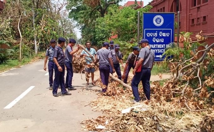 Odisha FANI relif camp