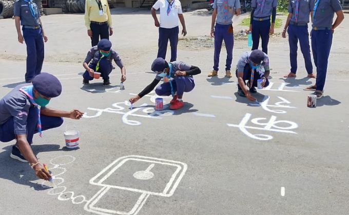 (D) कोविड-19 में पेंटिंग से जागरूकता पर संदेश 