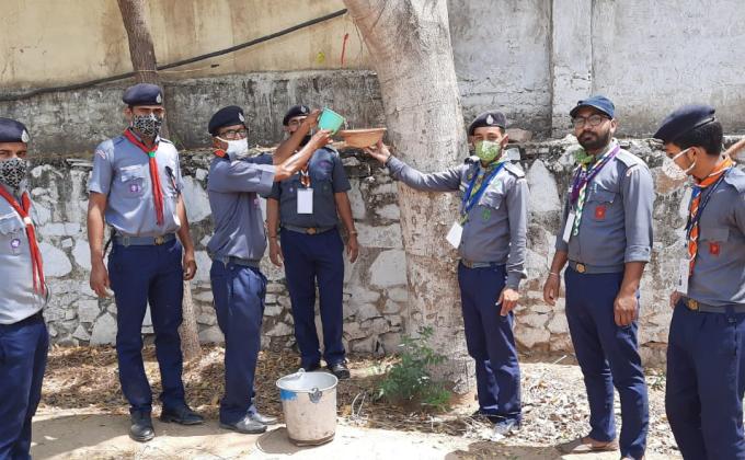 विश्व प्रवासी पक्षी दिवस पर परिंडा अभियान