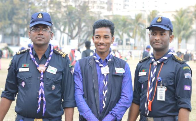 Oath Taking Programme Of New Rover By Chattogram District Sea Scouts