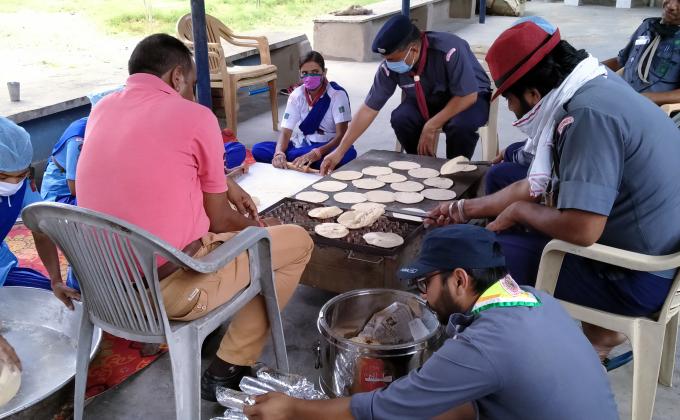 जरूरतमंद लोगों के लिए स्काउट रसोई झुंझुंनू 